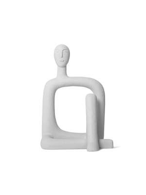 statue sitting man aluminium 32x20x15cm