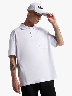 Redbat Classics Men's UC White Emb Pocket Relaxed Collared T-Shirt