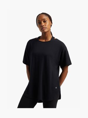 Women's TS Everyday Curved Hem Black Tee