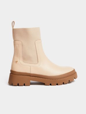 Ribbed Track Sole Chelsea Boots