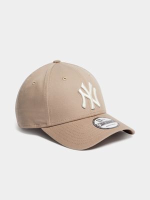 New Era Unisex 9Forty New York Yankees Tan Cap