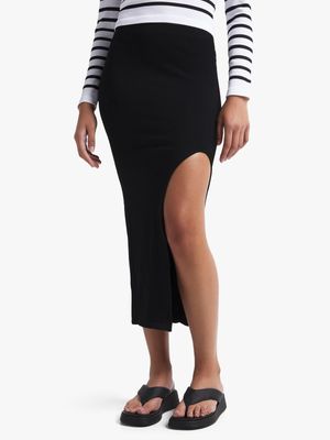 Women's Black Seamless Midi Skirt With Slit