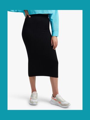 Women's Black Seamless Pencil Skirt