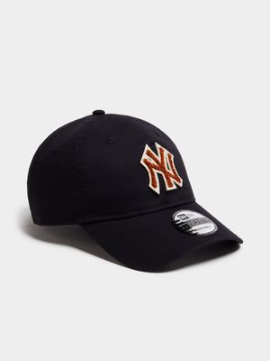 New Era Unisex 9Twenty New York Yankees Boucle Navy Cap