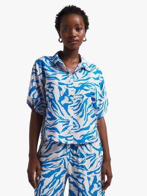 Women's Blue & White Abstract Print Boxy Shirt