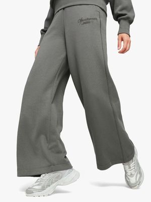 Puma Women's Classics Grey Sweatpants