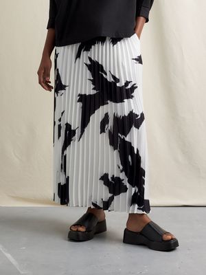Women's Canvas Pleated Skirt Black & White
