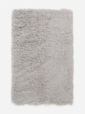 Jet Home Quiet Grey Plush Shaggy Rug 70x110cm