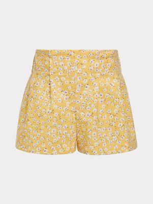 Older Girl's Yellow Flower Print Pleated Shorts