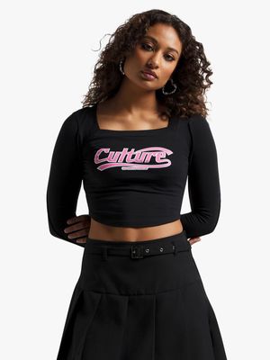 Women's Black Top With Curved Hem & Print