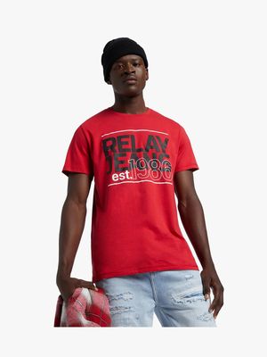 Men's Relay Jeans Slim Fit Bold Tech Print Red T-Shirt