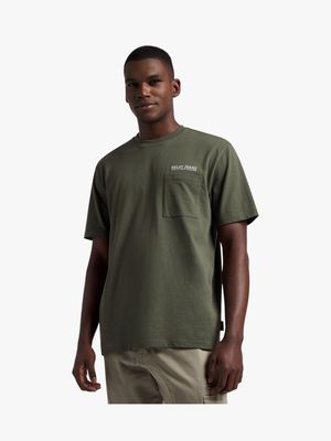Men's Relay Jeans Boxy Emb Pocket Green T-Shirt
