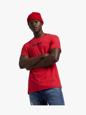 Men's Relay Jeans Slim Fit Mini Centre Slogan Red T-Shirt