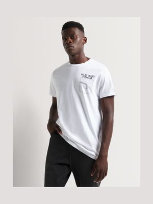 Men's Relay Jean Slim Fit Printed Pocket Graphic White T-Shirt
