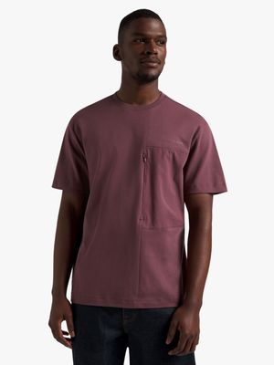 Men's Relay Jeans Concealed Pocket Berry T-Shirt