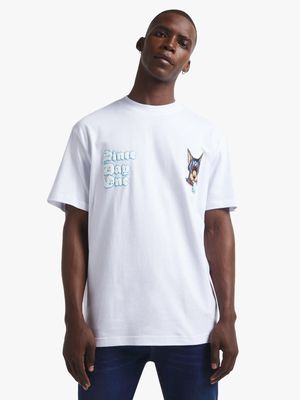 Redbat Men's White Relaxed Graphic T-Shirt