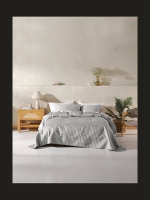 Linen House Verona Silver Coverlet Set 270x270