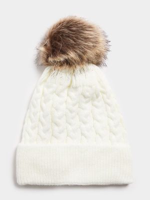 Jet Women's Cream Cable Knit Beanie