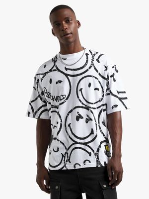 Men's White All Over Print Smiley World Graphic Top