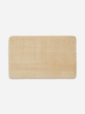 Jet Home Stone Flannel Embossed Bath Mat