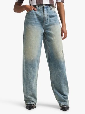 Women's Medium Wash Barrel Jeans