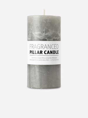 pillar candle frangipani grey 7x15cm