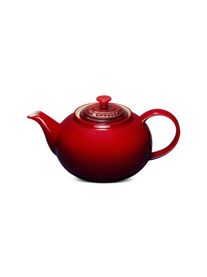 le creuset classic teapot
