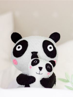 gosling peekaboo panda plush toy