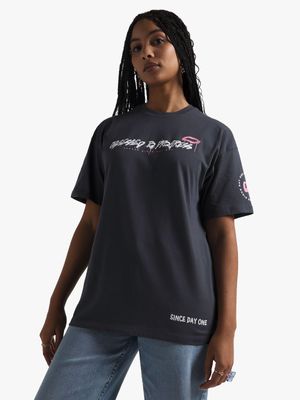 Redbat Women's Charcoal Relaxed Graphic T-Shirt