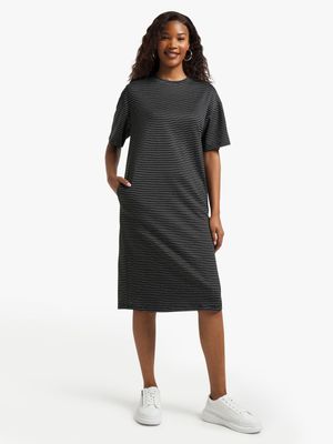 Women's Black Striped Pocket T- Shirt Dress