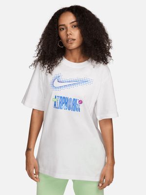 Nike Women's NSW Graphic White T-shirt
