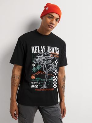 Men's Relay Jeans Outdoor Embroidered Black Graphic T-Shirt