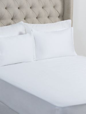 Grace Collection Smoothest Fitted Sheet 200 Thread Count White