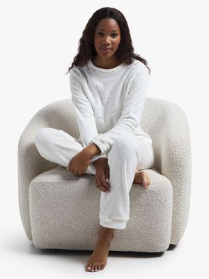Jet Women's Cream Heart Embossed Fleece Pyjama Set
