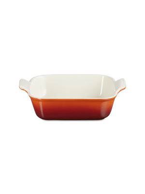 le creuset square heritage dish cayenne 23cm