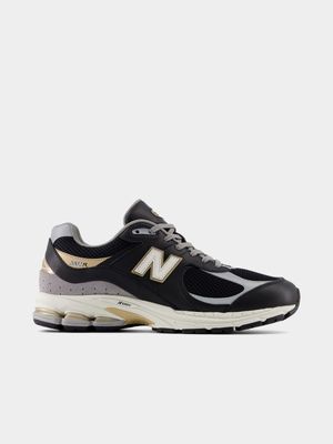 New Balance Men's 2002 Black Sneaker