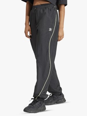 adidas Originals Women's Loose Black Parachute Pants