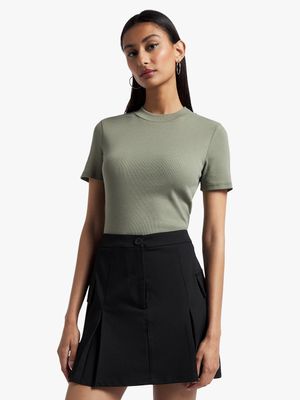 Y&G Pleated Utility Mini Skirt