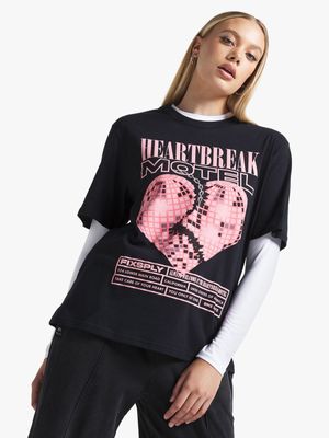 Women's Black Heartbreak Motel Graphic Top