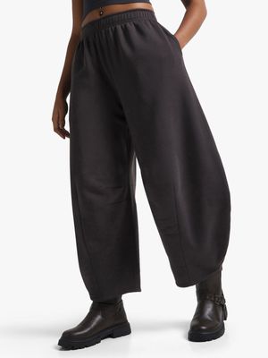 Women's Charcoal Darted Barrel Joggers