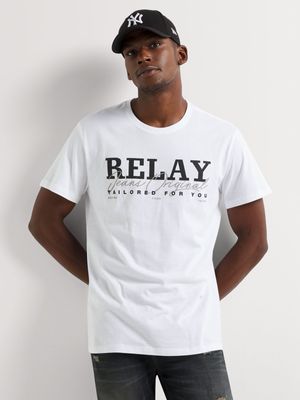 Men's Relay Jeans Slim Fit Branded Signature White Graphic T-Shirt