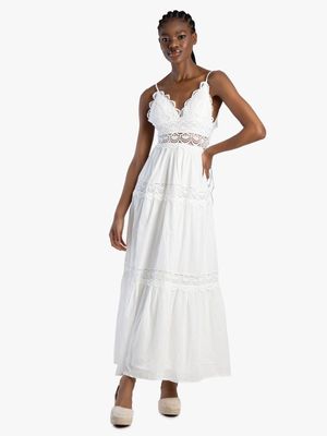 Women's Sissy Boy White Tiered Lace Maxi Dress