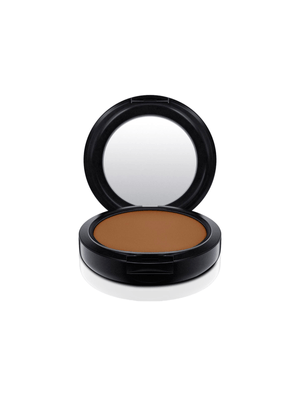 MAC Studio Fix Plus Foundation