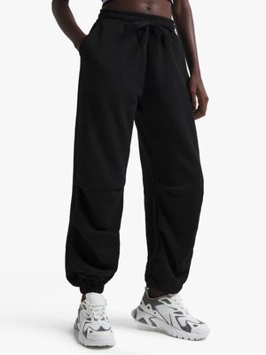 Women's Black Darted Fleece Joggers