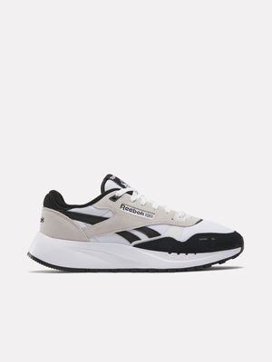 Reebok Men's CL Leather White/Black Sneaker