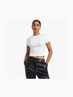 Y&G Short Sleeve Crop T-Shirt