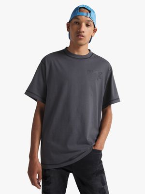 Redbat Men's Charcoal Relaxed T-Shirt