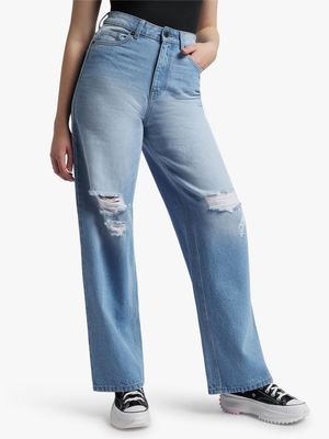 Women's Light Wash Wide Leg jeans