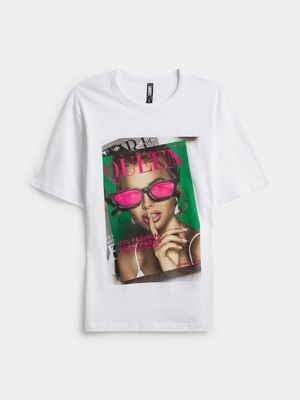 Women's White Queen Magazine Graphic Top