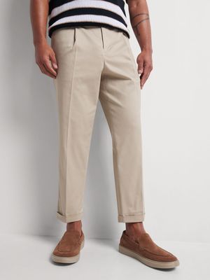 Men's Markham Relaxed Tapered Pleated Stone Chino